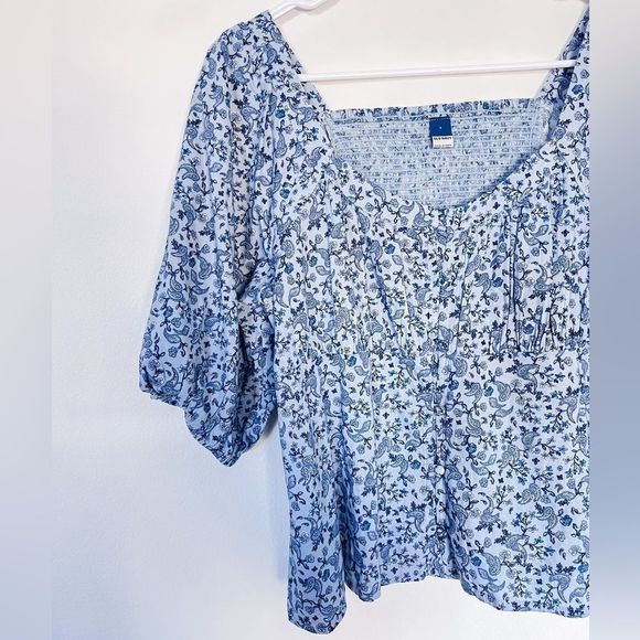 Old Navy Blue Cotton Blend Paisley Peasant Top size Small - Picture 3 of 3
